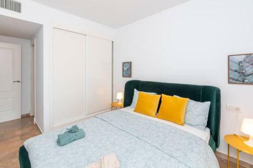 Apartamento Beachfront 2br With Swimming Pool, Parking & AC