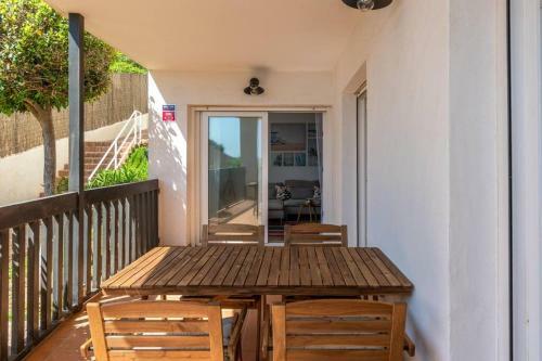 Apartamento Beachfront 2br With Swimming Pool, Parking & AC