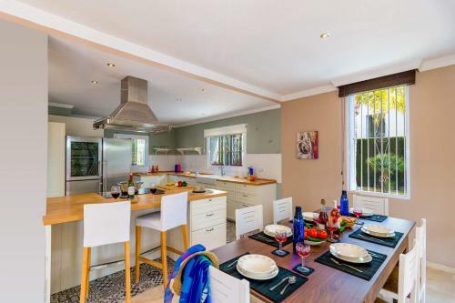 Villa Moongate By Villa Plus