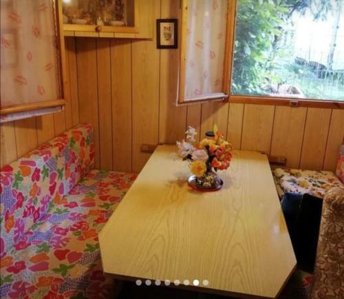 Camel Bungalow1double Bed 2single Bed Mountain-bg