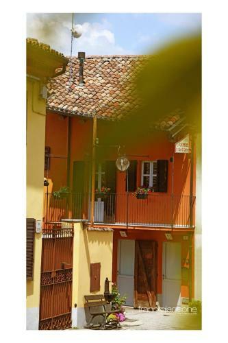 Hostal C� 'd Calin Casa Nel Borgo