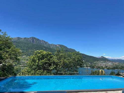 Lake Apartment Ischia Red