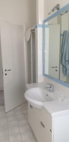 Apartamento L24 Tre Camere E Due Bagni