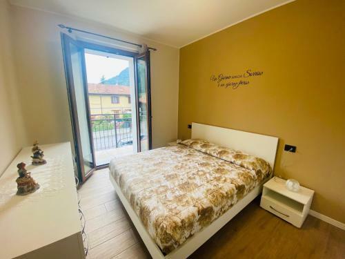 Mountains And Lake Como Apartments