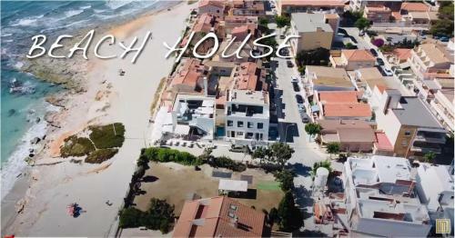Beach House In Torre De La Horadada With Pool