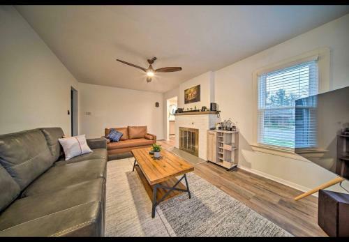 Modern Home ? Family Friendly ? Grill ? Fireplace