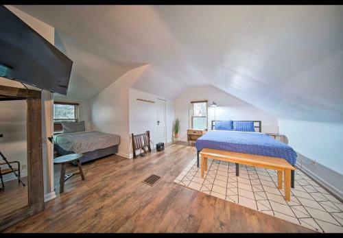 Modern Home ? Family Friendly ? Grill ? Fireplace