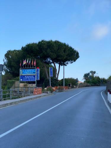 Incantevole Bungalow Indipendente A Due Passi Mare
