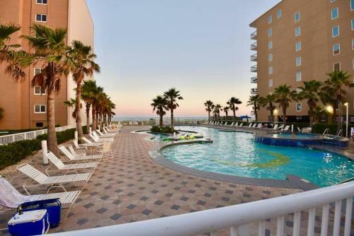 Crystal Tower 508 By Bender Vacation Rentals