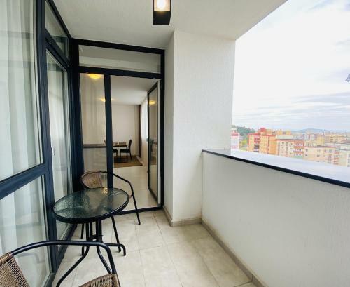 Apartamento Charming Flat In Brasov With Balcony Panoramic View