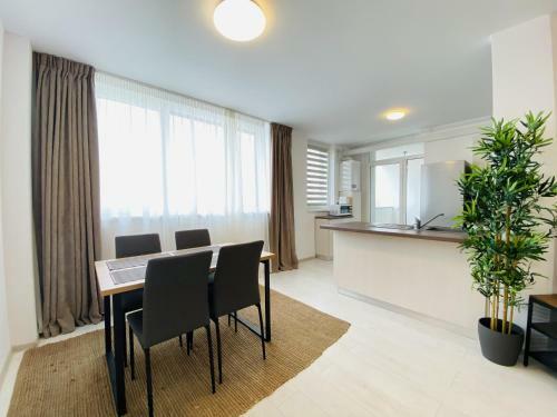 Apartamento Charming Flat In Brasov With Balcony Panoramic View