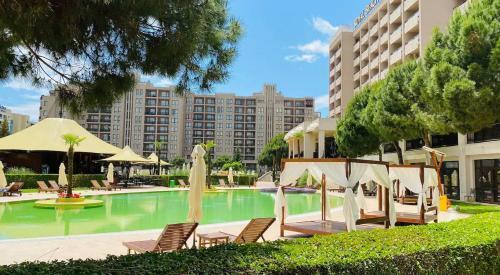 Apartament W Hotelu Royal Beach 5*