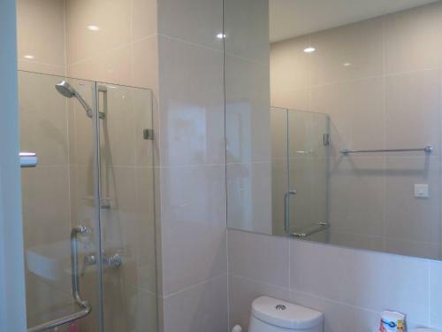 One Br With 50 Meter To Metro Station