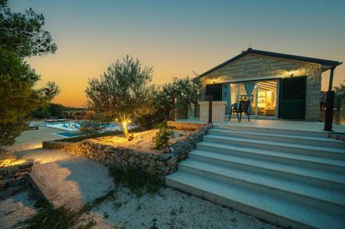 "the 7th Heaven Garden"villa