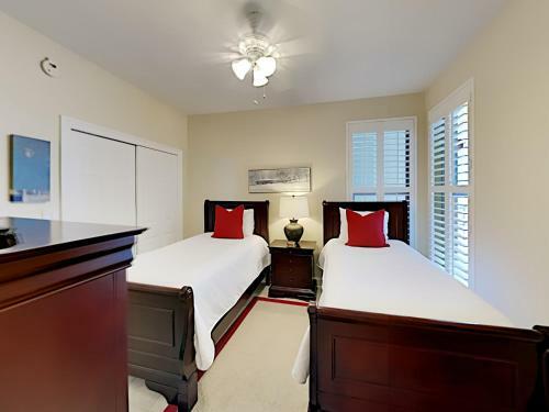 Apartamento Emerald Dolphin #1630