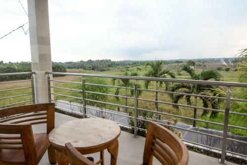 Bed & Breakfast Three Palms Medewi