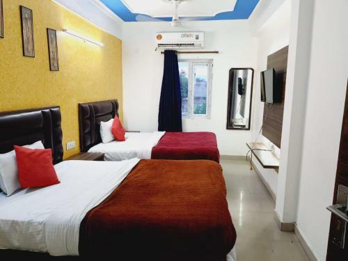 Jb Hotel And Restaurant