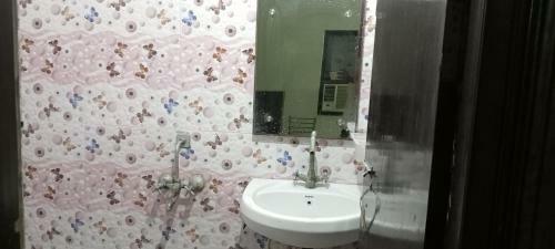 Hotel Taj Paradise Agra