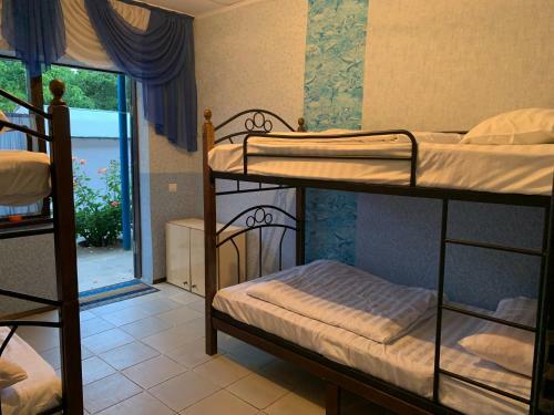 Hostal Ab Lake Guest House