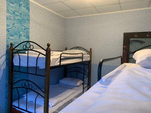 Hostal Ab Lake Guest House