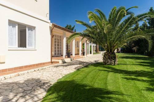 Hostal Caravelle