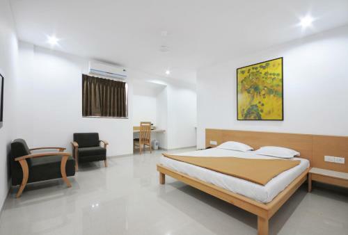 Deecobiz Hotel