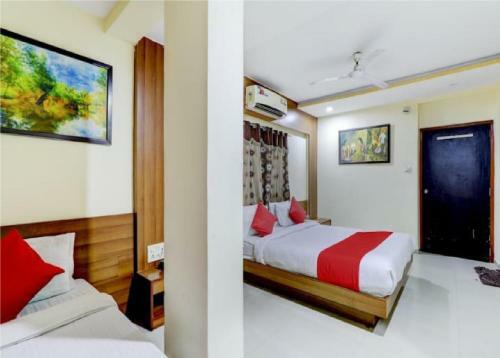 Hotel Krishna Palace Vastrapur