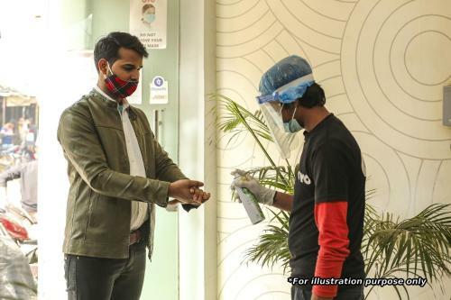 Collection O 90870 Hotel Kiran Inn