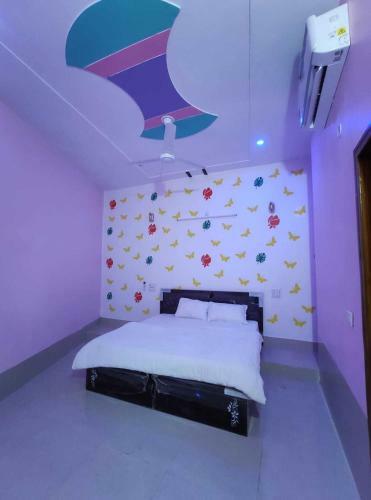 Pop 91559 Hotel Nursing Farm