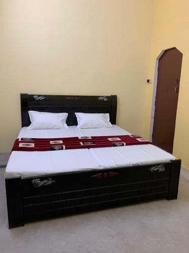 Pop 89197 Hotel Brij Palace