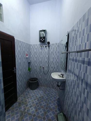 Bed & Breakfast Artha Graha Homestay