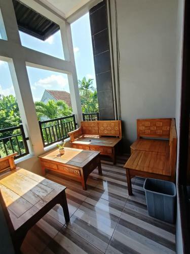 Bed & Breakfast Artha Graha Homestay