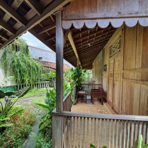 Pinarak Homestay