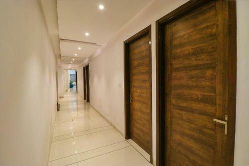 Fabhotel Prime Parisar