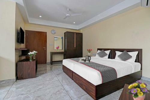 Townhouse 1058 Regency Hotel