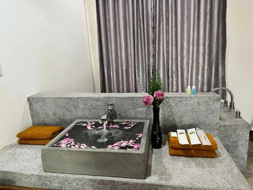 Private Boutique Pool Villa By Lucky Courtyard