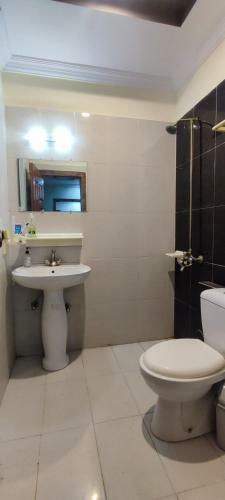 Apartamento Luxurious Upscale 2br With Backup Ups Acs And Wifi