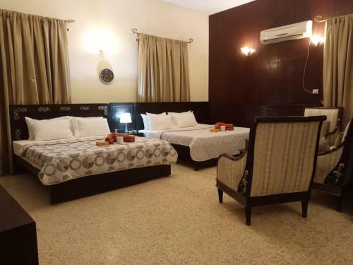 Hostal Oyo Guest House