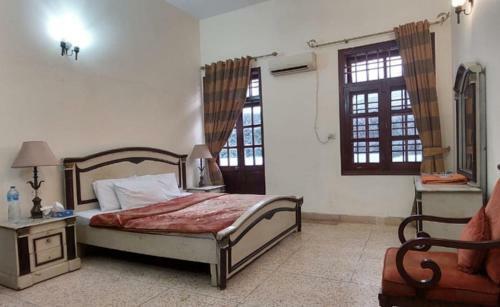 Hostal Oyo Guest House