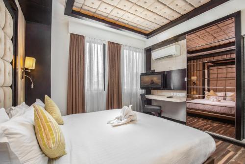 Hotel Mahabir Palace