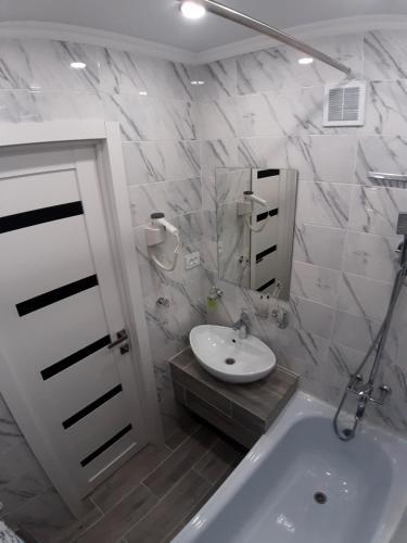Apartment Lux Tolstogo 90. ??????????? ???? ???????? 90
