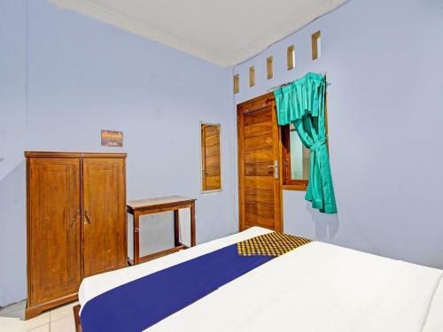 Spot On 91356 Hotel Mustika 2