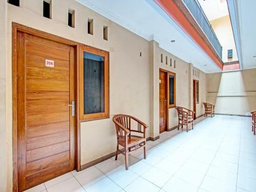 Spot On 91356 Hotel Mustika 2