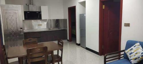 Time Square Apartment & Hotel
