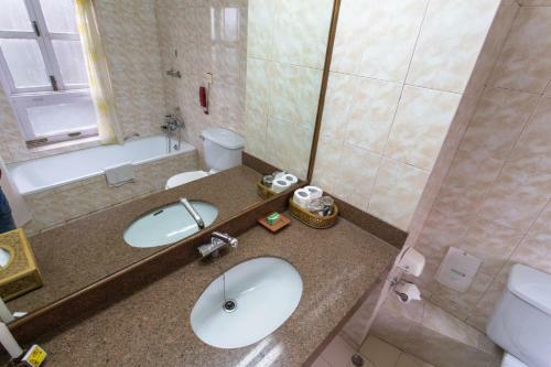 Hotel Godavari Village Resort
