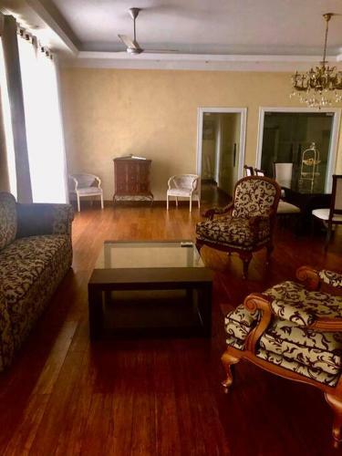 Windsor Apartment - 4 Bedroom In Colombo 07