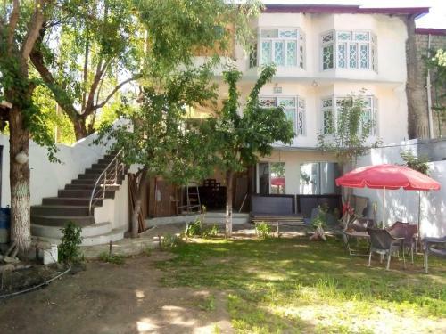 Hostal Tibet Resort Skardu