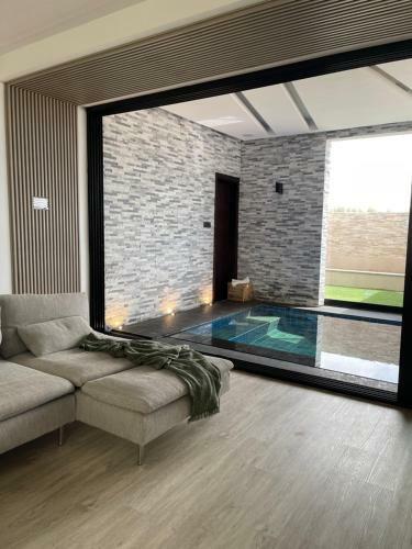 Ab Villa