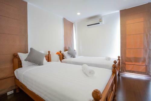 Villa Laguna Park By Cozy Lake
