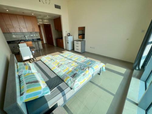 Beautiful Furnished Studio Apartment